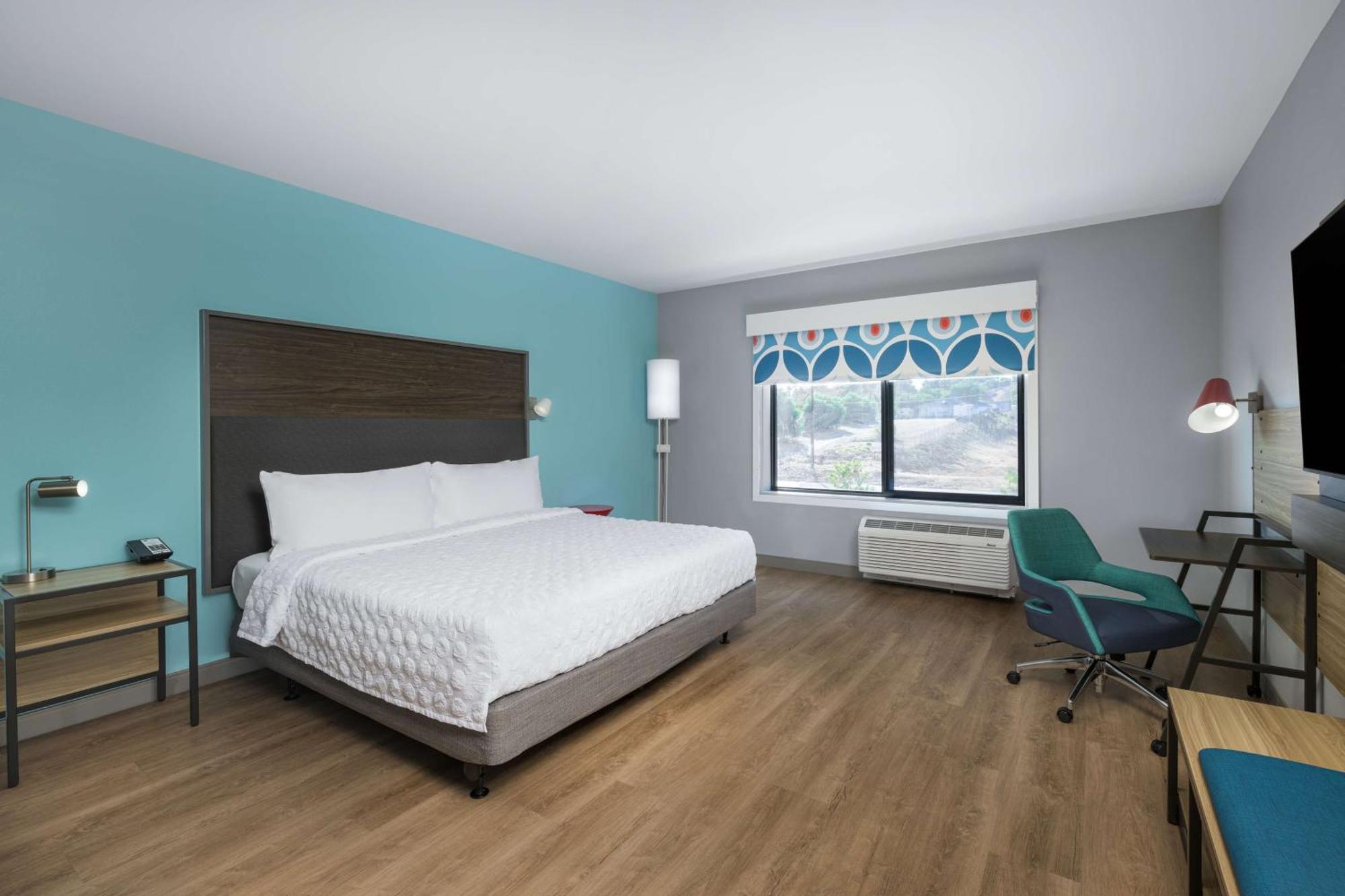 Tru By Hilton Eastvale