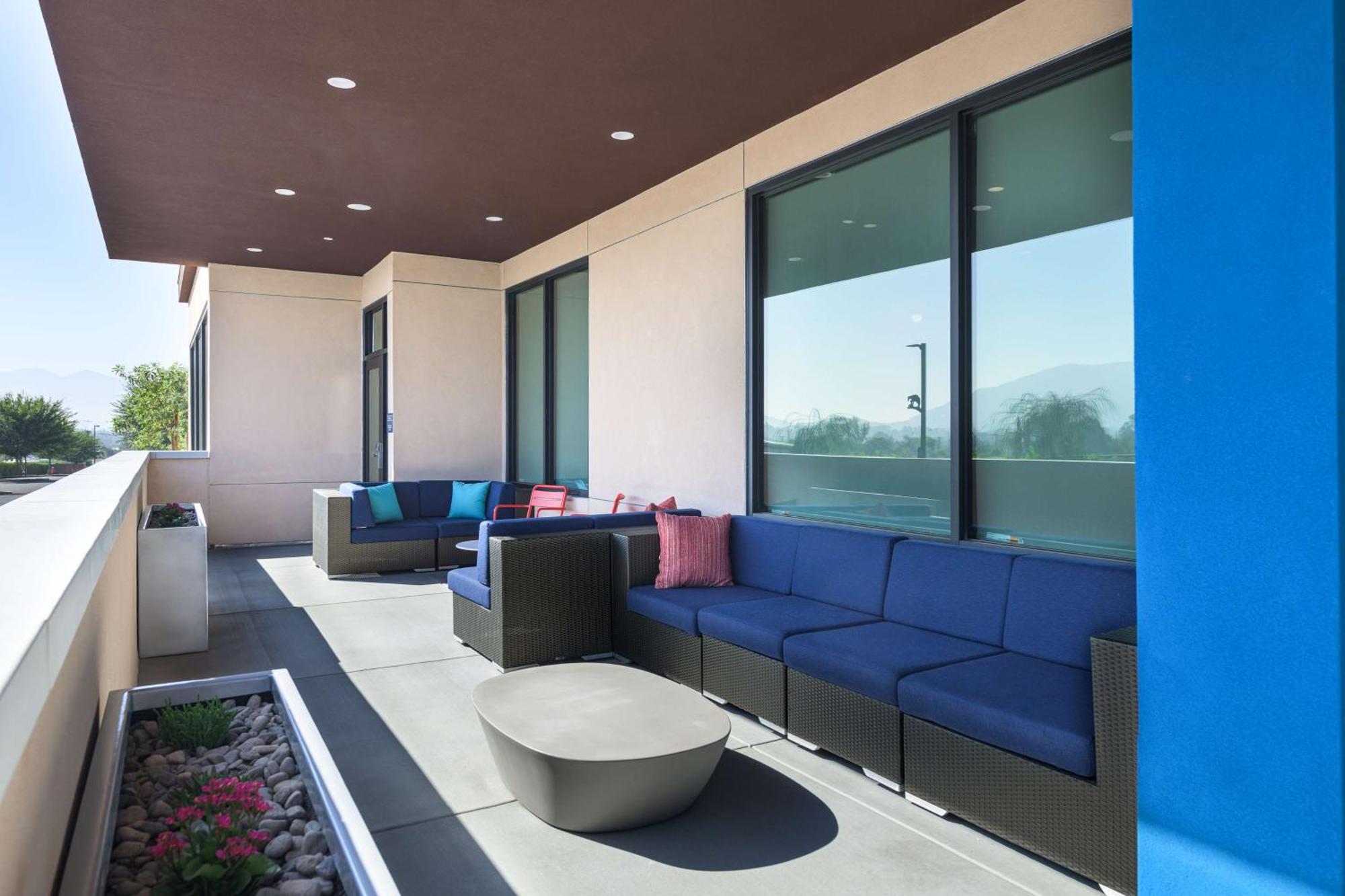 Tru By Hilton Eastvale Hotel 3*